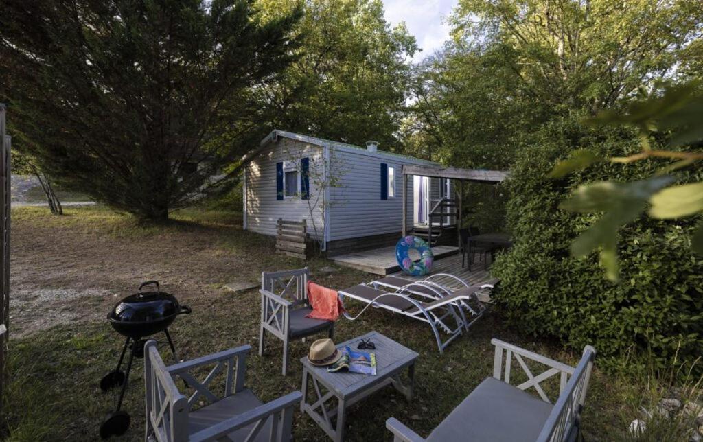 Camping Ushuaia Villages Au Bois Joli Andryes Buitenkant foto