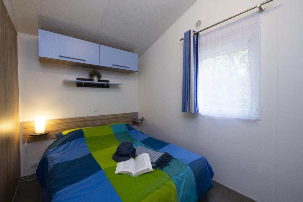 Camping Ushuaia Villages Au Bois Joli Andryes Buitenkant foto
