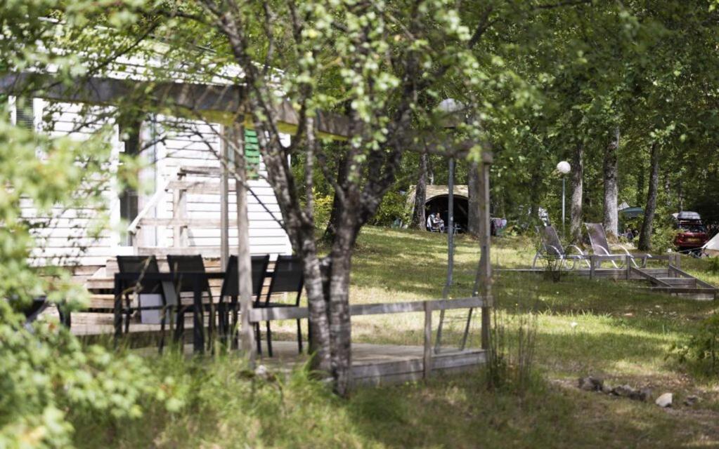 Camping Ushuaia Villages Au Bois Joli Andryes Buitenkant foto